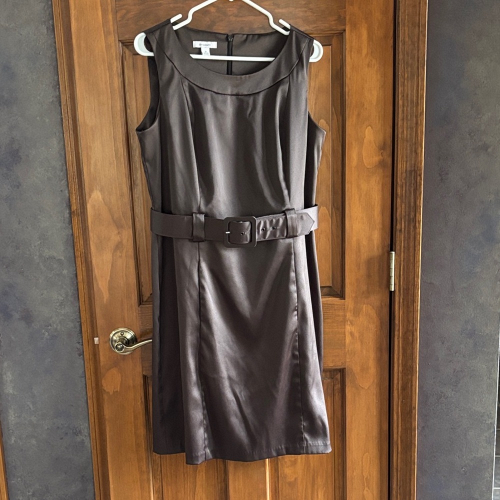 dressbarn Chocolate Brown Sleeveless Belted Midi Dress